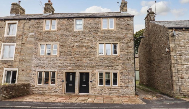 1 Grosvenor Farm Cottages