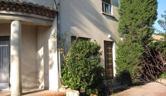 1 homestay in a private house with garden