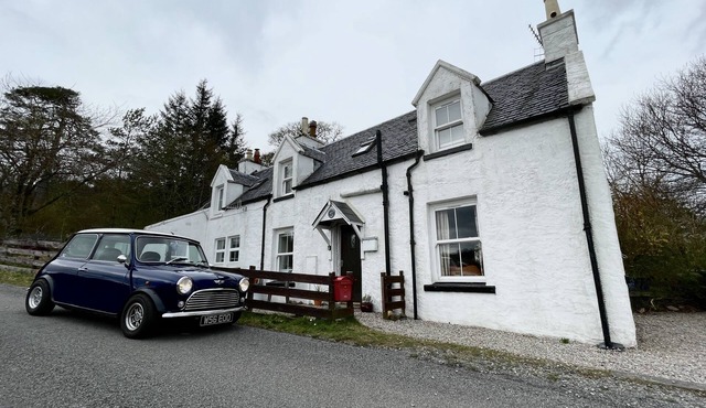 1 Keepers Cottage, Skeabost Bridge, Isle Of Skye