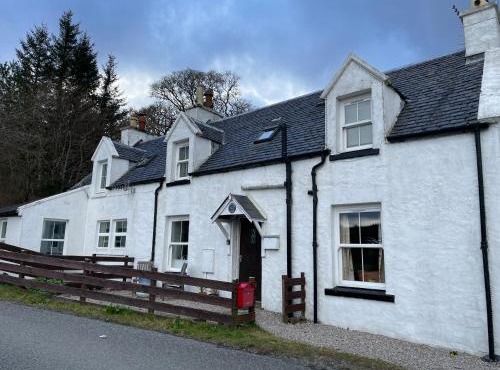 1 Keepers Cottage Skeabost Bridge Isle Of Skye