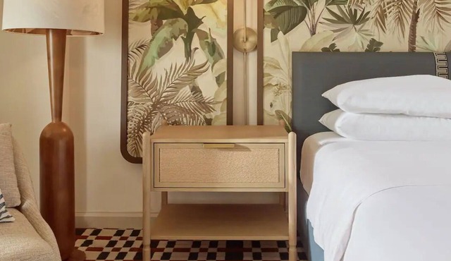 1 King Room | 6 mins from Santa Monica Pier & Local Attractions