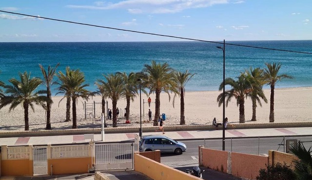1° Línea de playa