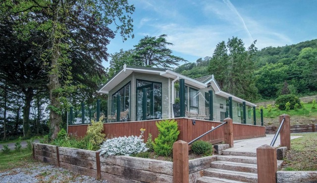 1 Manor Lodge - 3 Bedroom Lodge - Pendine