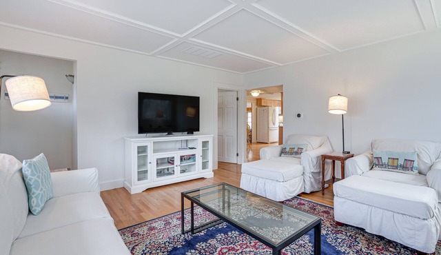 1 Mi to Beach! Family Gloucester Gem w/Yard