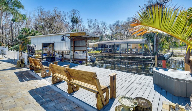 < 1 Mi to Boat Ramp: Canal-Front Retreat in Astor!