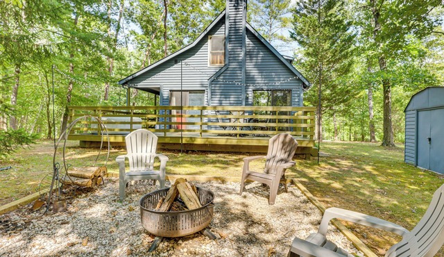 < 1 Mi to Bryce Resort: Quiet Cabin w/Hot Tub!