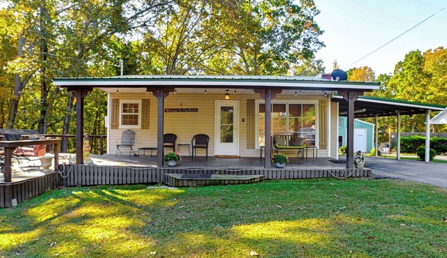 1 Mi to Buchanan Resort: Home w/Deck & Yard!