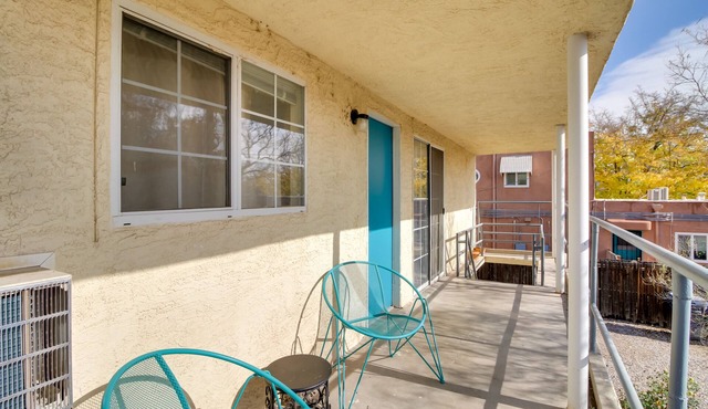 < 1 Mi to Downtown: Cozy Albuquerque Apartment