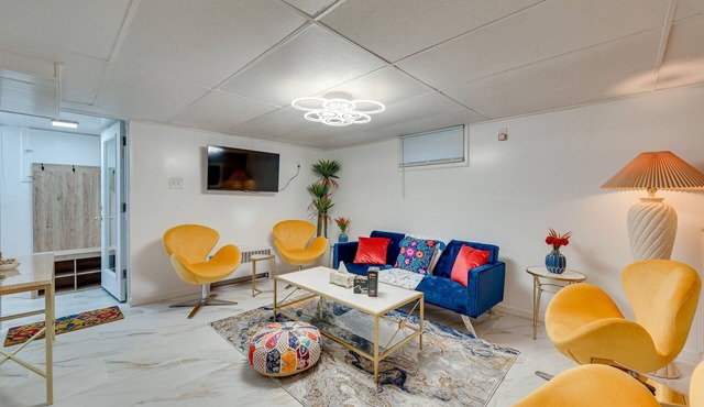 1 Mi to Downtown: Salem Vacation Rental!