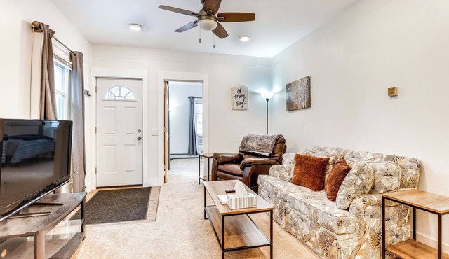 1 Mi to Dtwn: Pet-Friendly Corning Retreat