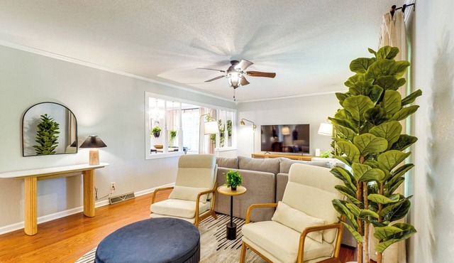 1 Mi to Dtwn: Quiet Retreat w/Yard in Clinton