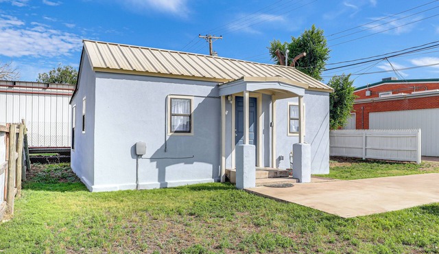 < 1 Mi to ENMU: Pet-Friendly Home in Portales!
