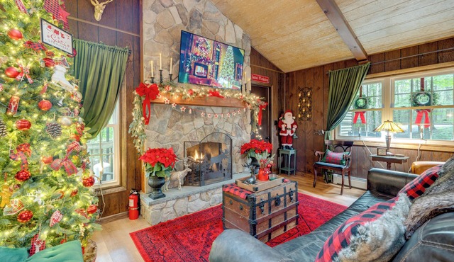 1 Mi to Gouldsboro State Park: Cabin w/Deck!