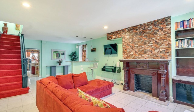 1 Mi to Hospital: Townhouse w/Patio in Chester