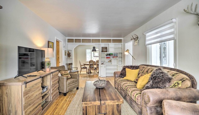 1 Mi to Hot Springs! Central Thermopolis Home