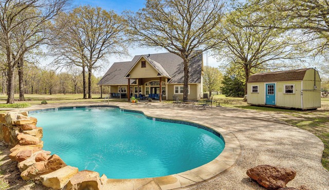 1 Mi to Lake Fork! Countryside Escape w/Pool