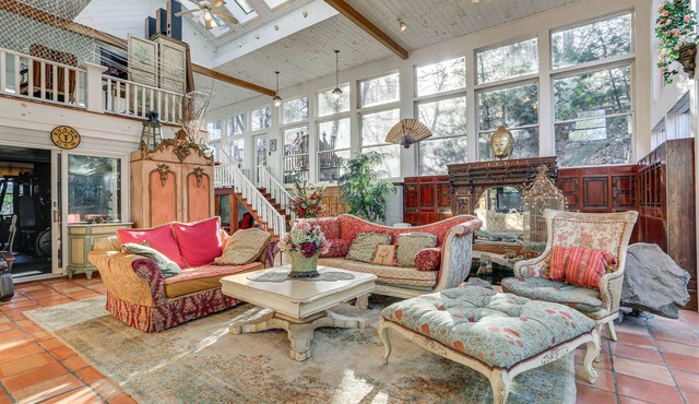 1 Mi to Lake Wallenpaupack: Spacious Poconos Villa