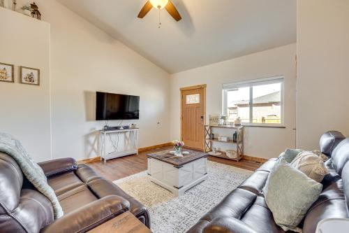 1 Mi to Main St & Riverwalk: Home in Canon City