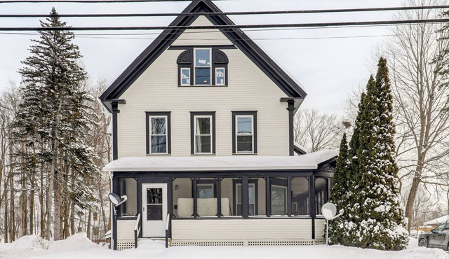 1 Mi to Main Street! Cozy Concord Apartment