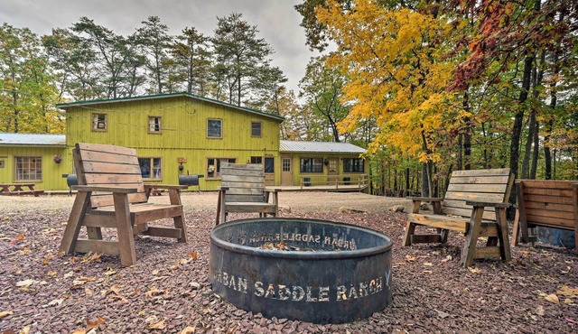 1 Mi to Raystown Lake: ‘Bill Pickett’ Ranch Apt