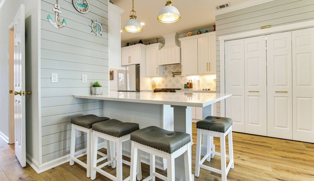 1 Mi to River! Relaxing Family Home in Bluffton