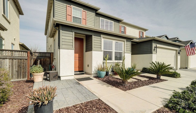 1 Mi to San Joaquin River: Studio w/Pool Access