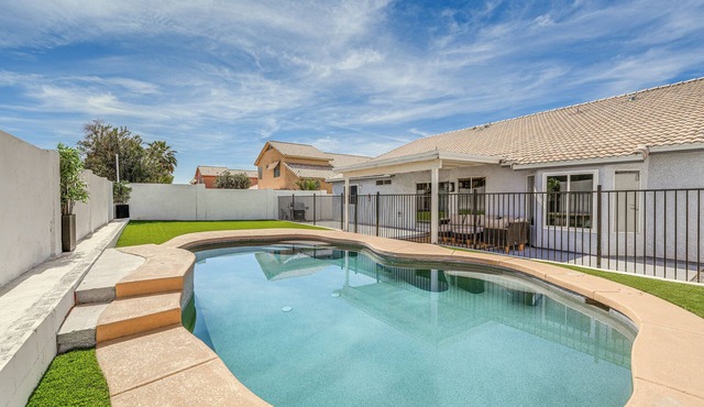 < 1 Mi to Talking Stick Amp! Family Escape w/Pool