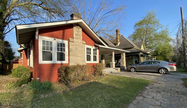 1 mile from downtown Americus and GSW!