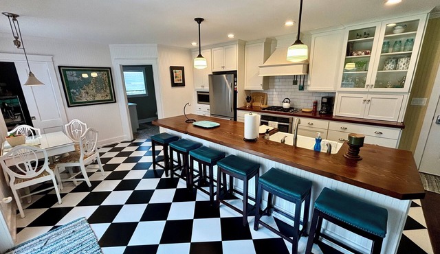 1 mile from Torch Lake - The Farmhouse, remodeled getaway on 10 acres