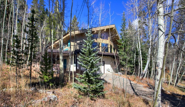 1 Mile To Lifts, Hot Tub, Great Views, Peaceful Setting, Discount Rates