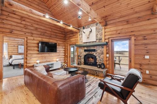 1-Mile to Road America, 2-Miles to Elkhart Lake