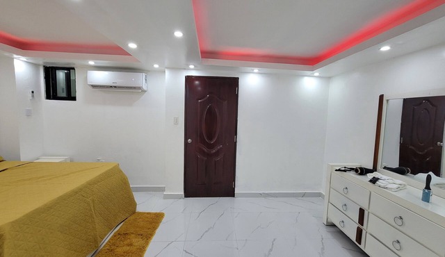 1 minute from the Sirena market, from the Lopez de Vega. In piantini.