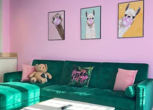 #1 Most Viral Pink House w Ball Pit