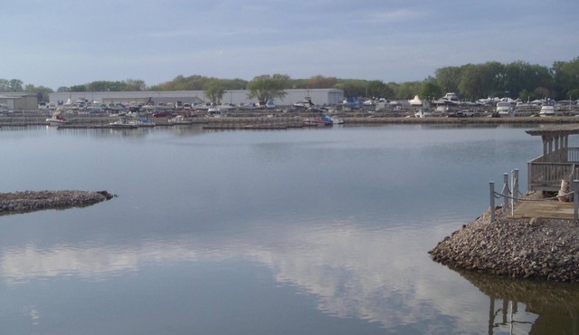 1 of 4 Waterfront Condo-Style Suites: Clean, Safe & Small Hotel Sleeps 8-32