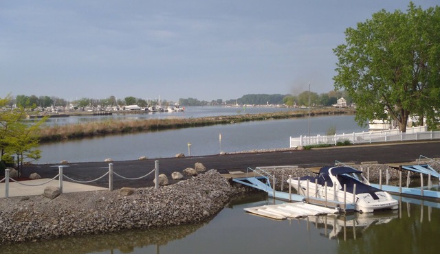 1 of 4 Waterfront Condo-Style Suites: Clean, Safe & Small Hotel Sleeps 8-32