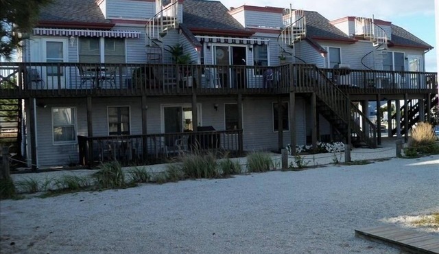 1 OFF THE OCEAN/STEPS TO OCEAN/RENOVATED 2024/GREAT VALUE