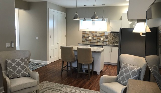 #1 Privacy, garage, downtown, 590&490 close-by