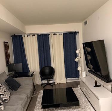1 Room in a 2bedroom in a Modern City Condo