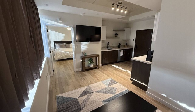 1 - Serenity Suite - 1 - Reese Tower