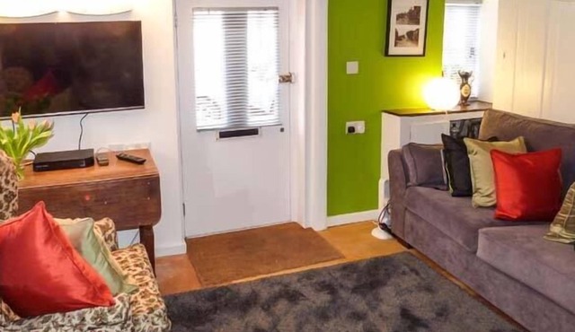 1 ST. MARYS LANE, with a garden in Ticehurst