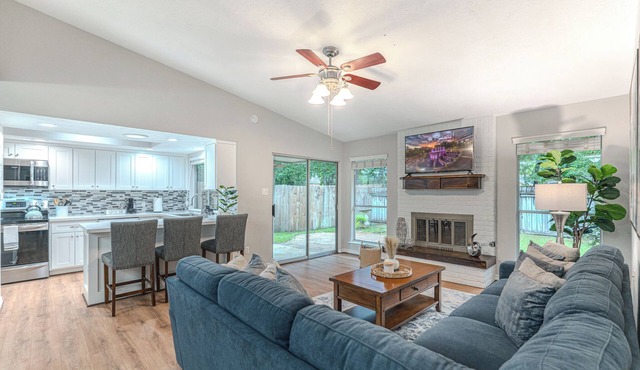 1 story, family friendly 3bdr in The Woodlands! !