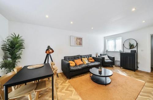 1 The orchard - Beautiful Ground floor garden flat