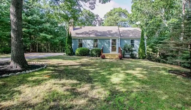 1 Timber Way- Tranquil pet-friendly retreat w/pond access