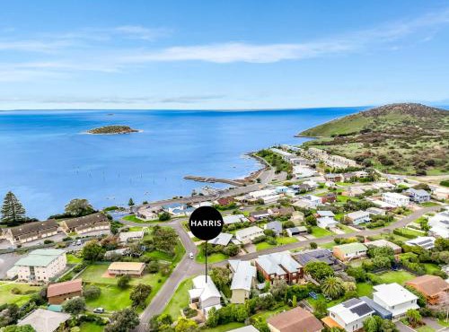 1 Viking Street Encounter Bay - Linen Included