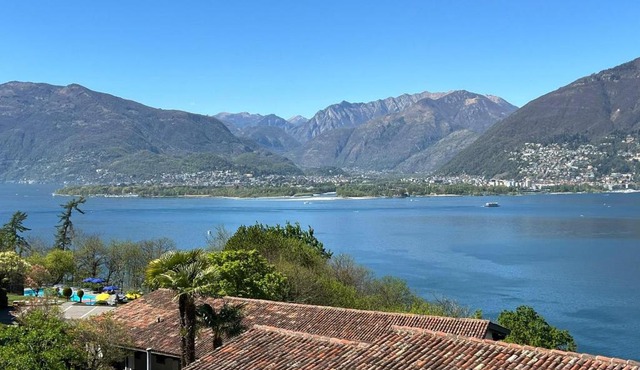 1 Zimmer Apartment mit Seesicht und Pool