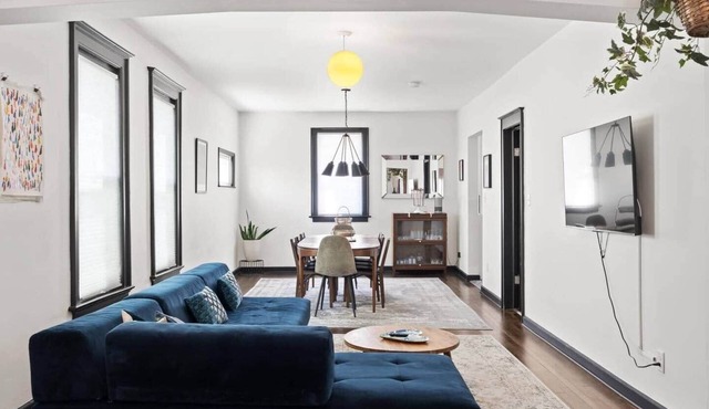 10/10 Bay View Location - Beautiful home sleeps 10