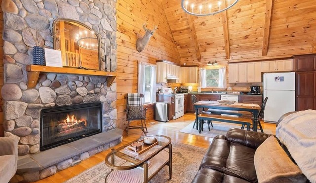 10 Acre County Line Cabin w/Private Pond + Firepit
