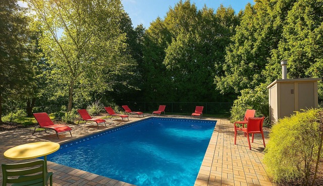 10 Acre Farmhouse with Pool + 5 Bedrooms/3 Baths