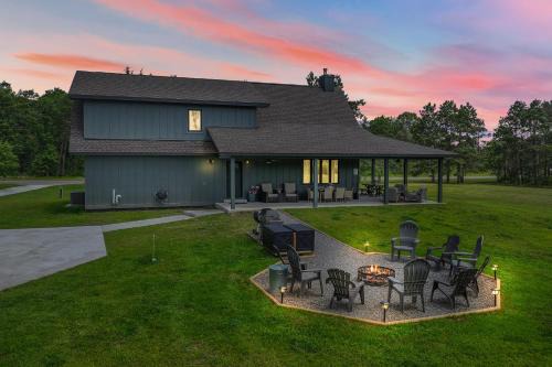 10-Acre Property w/Fire Pit & Grill in Arkdale!