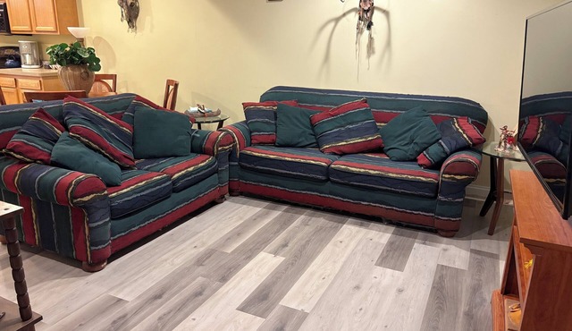 #10 Apartment with southwestern vibes.